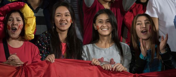 Футбол күйөрмандары. Архивдик сүрөт - Sputnik Кыргызстан