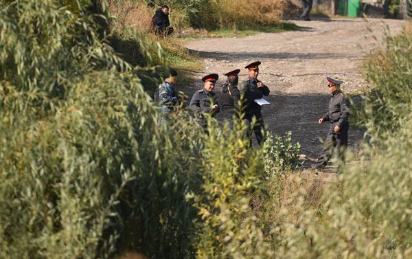 Один из преступников ликвидирован в новостройке Дордой-1, сообщили в милиции. - Sputnik Кыргызстан
