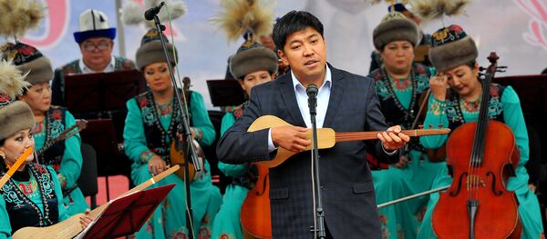 Акын Азамат Болгонбаев. Архив - Sputnik Кыргызстан