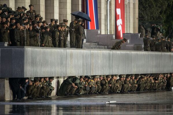 Военный парад в честь 70-летия Трудовой партии Кореи - Sputnik Кыргызстан