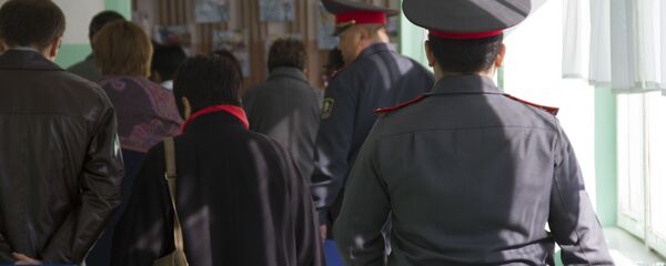 Сотрудник милиции. Архивное фото - Sputnik Кыргызстан
