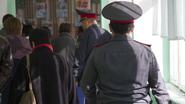Милиция кызматкерлери, архивдик сүрөт - Sputnik Кыргызстан