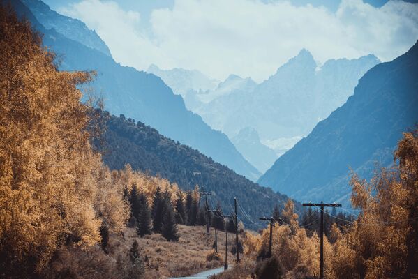 Лучше гор могут быть только осенние горы - Sputnik Кыргызстан