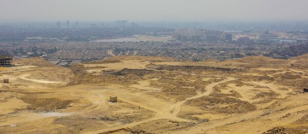 Вид на город Каир из пустыни. Архивное фото - Sputnik Кыргызстан