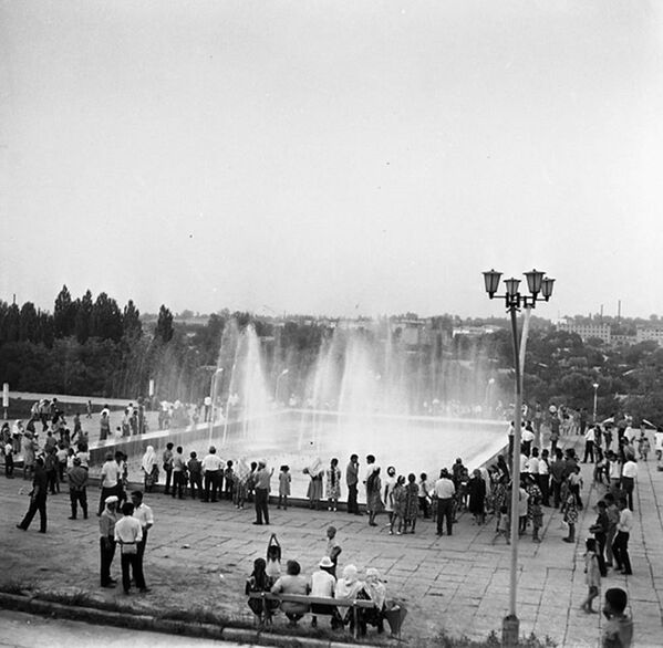 В 1980 году в Оше открылся фонтанный комплекс, что стало новинкой для города - Sputnik Кыргызстан