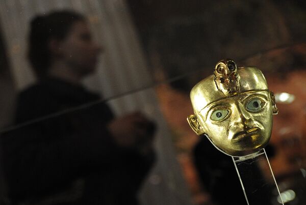 Один из экспонатов выставки 1000 лет золота инков в музее. Архивное фото - Sputnik Кыргызстан