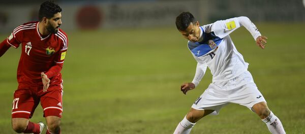 Футболист кантской Абдыш-Аты Фархат Мусабеков. Архивное фото - Sputnik Кыргызстан