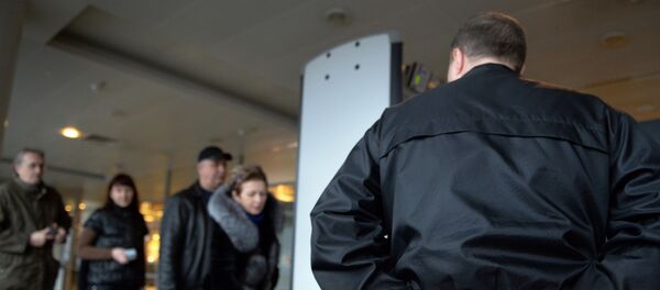 Аэропортто текшерүү жайы. Архив - Sputnik Кыргызстан