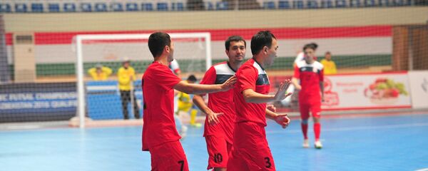 Игроки сборной Кыргызстана по по футзалу. Архивное фото - Sputnik Кыргызстан