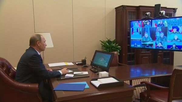 Путин выслушал доклад Шойгу по Сирии и поблагодарил военных за работу - Sputnik Кыргызстан