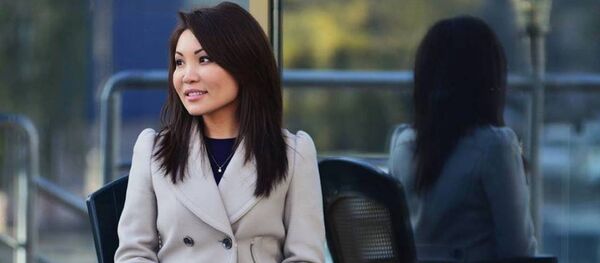 Письмо себе в прошлое: депутат и предприниматель Эльвира Сурабалдиева - Sputnik Кыргызстан