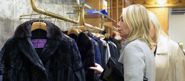 Модная ночь VOGUE Fashion’s Night Out в Санкт-Петербурге Модная ночь VOGUE Fashion’s Night Out в Санкт-Петербурге - Sputnik Кыргызстан