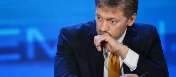 Дмитрий Песков на пресс-конференции Владимира Путина - Sputnik Кыргызстан