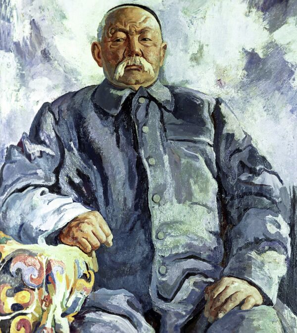 Чоң Казаттын Саякбай Каралаевдин вариантында кеңири баяндалган. Чокморовдун Манасчы Каралаев сүрөтү - Sputnik Кыргызстан