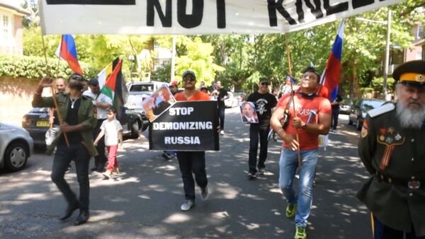 Перестаньте демонизировать Россию – митинг у консульства Турции в Сиднее - Sputnik Кыргызстан