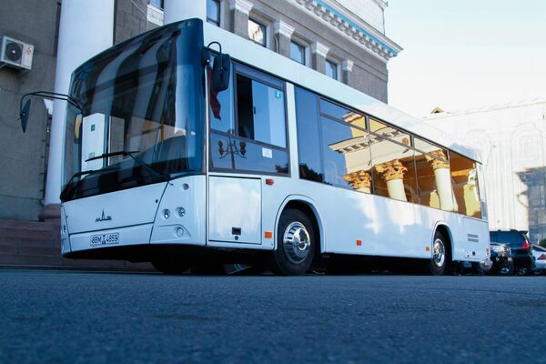 Презентация пассажирского белорусского автобуса МАЗ-206085  - Sputnik Кыргызстан