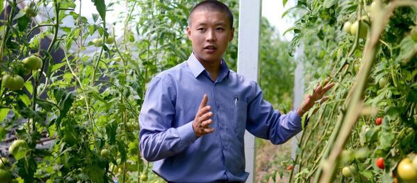 Ученый из Кыргызстана Тилек Токтогазиев. Архивное фото - Sputnik Кыргызстан