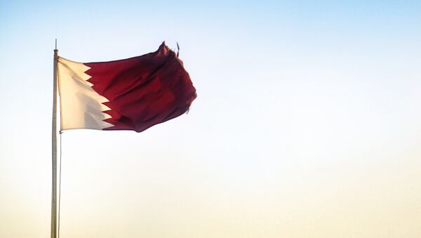 Флаг государства Катар. Архивное фото - Sputnik Кыргызстан