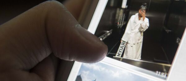 Пользователь социальной сети Нур-Айым, которая прославилась в Instagram нарушениями ПДД - Sputnik Кыргызстан