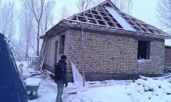Строящийся дом для семьи Ыкыбал Самиевой. - Sputnik Кыргызстан