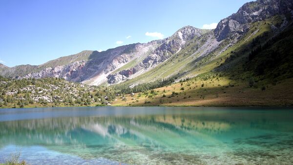 Озера Сары–Челек. Архивное фото - Sputnik Кыргызстан