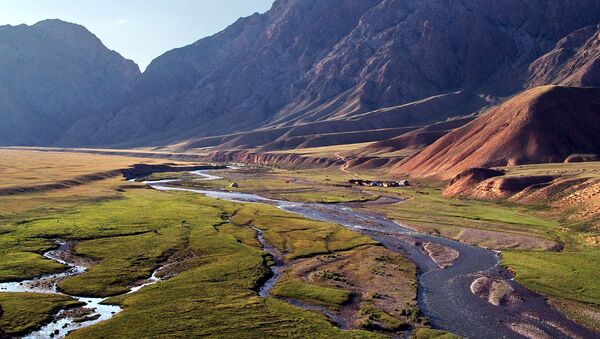 Река Кажырты в Нарынской области. Архивное фото - Sputnik Кыргызстан