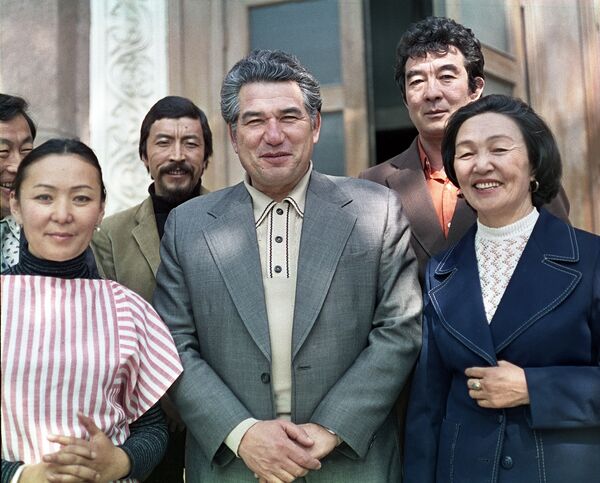 Дом кино (1979). С цветом кыргызского киноискусства - Sputnik Кыргызстан