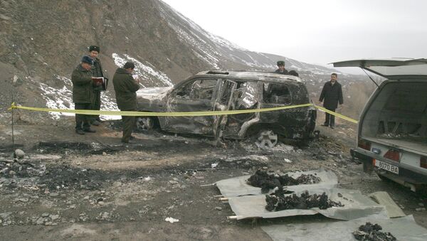 Сожженный автомобиль на котором погиб Медет Садыркулов. Архивное фото - Sputnik Кыргызстан