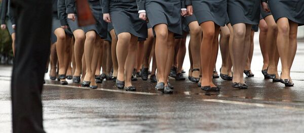 Женщины милиционеры во время парада. Архивное фото - Sputnik Кыргызстан