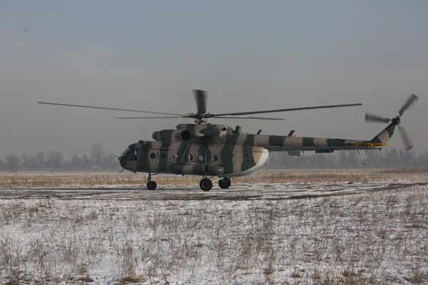 Учебно-тренировочные полеты воинской части №23565 - Sputnik Кыргызстан