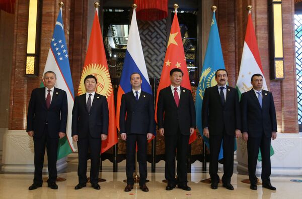 Официальный визит премьер-министра КР Темир Сариева в Китай. Архив - Sputnik Кыргызстан
