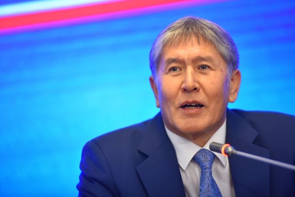 Кыргызстандын президенти Алмазбек Атамбаев. Архив - Sputnik Кыргызстан