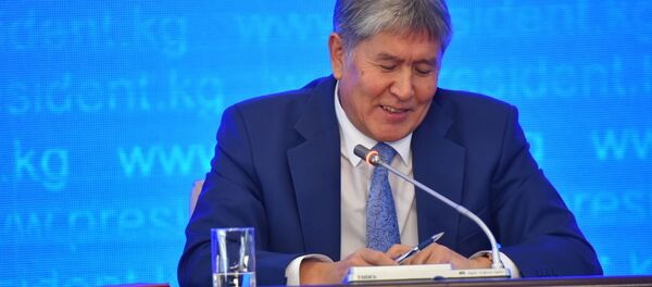 Президент Алмазбек Атамбаев. Архив - Sputnik Кыргызстан