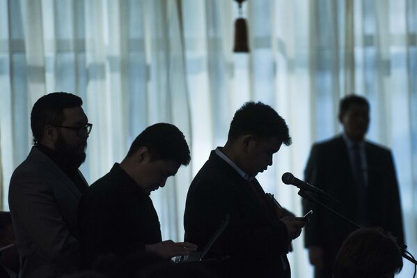На пресс-конференции присутствовало более 130 журналистов  из столичных, региональных и зарубежных СМИ - Sputnik Кыргызстан