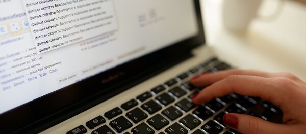 В России вступает в силу новый антипиратский закон В России вступает в силу новый антипиратский закон - Sputnik Кыргызстан