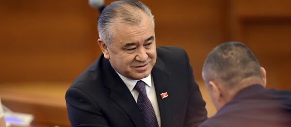Депутат, лидер фракции Ата-Мекен Омурбек Текебаев. Архивное фото - Sputnik Кыргызстан