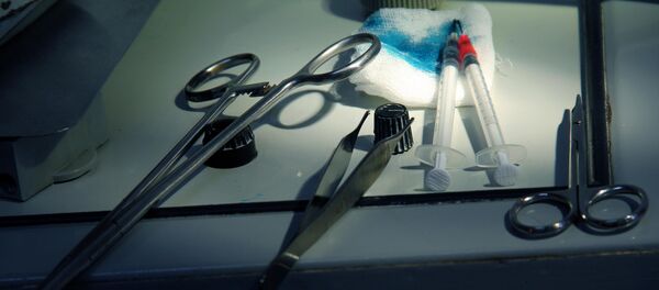 Медицинские инструменты в операционной палате. Архивное фото - Sputnik Кыргызстан