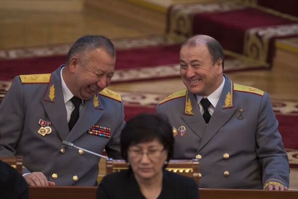 Назначения министров на первом заседании Жогорку Кенеша нового созыва - Sputnik Кыргызстан