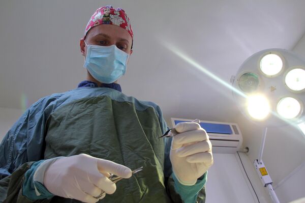 Интервью с пластическим хирургом Дмитрием Прокопьевым - Sputnik Кыргызстан