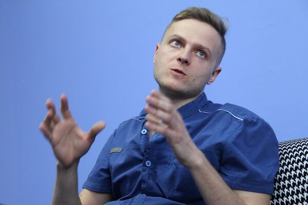 Интервью с пластическим хирургом Дмитрием Прокопьевым - Sputnik Кыргызстан