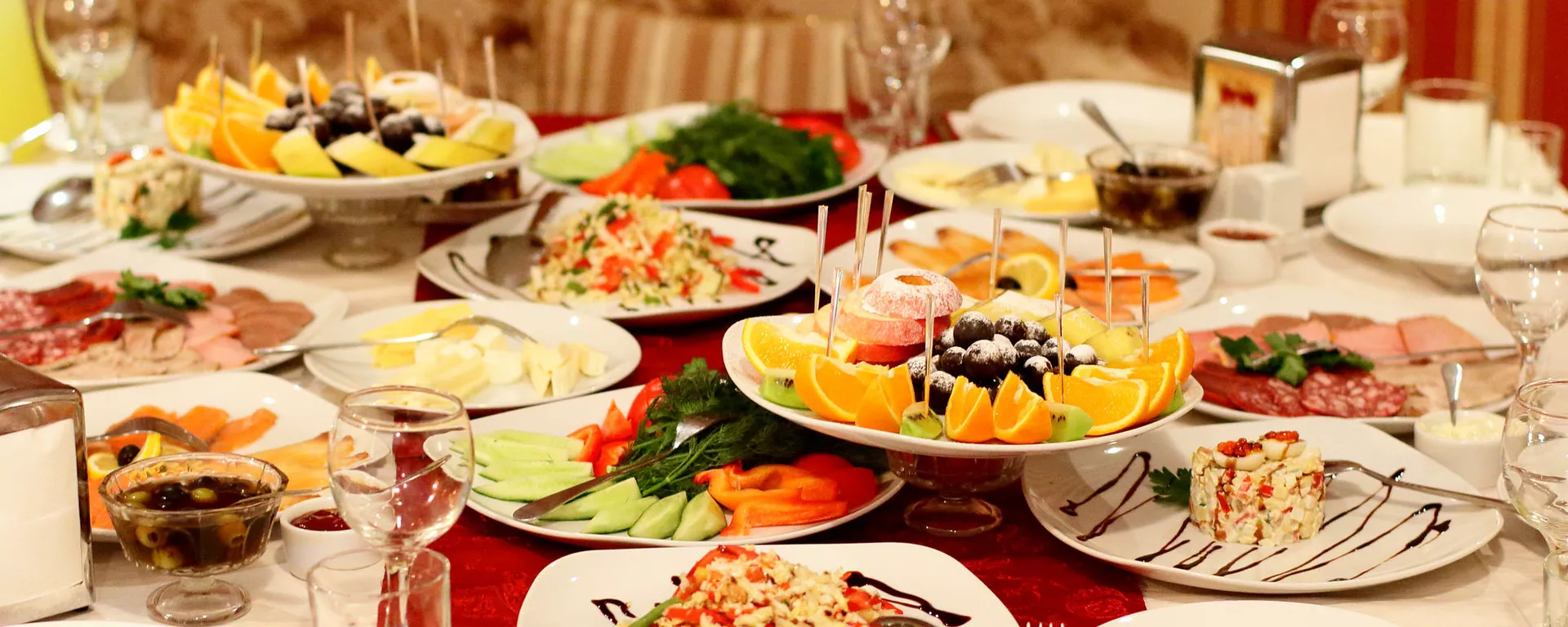 Блюда в кафе - Sputnik Кыргызстан, 1920, 13.01.2026