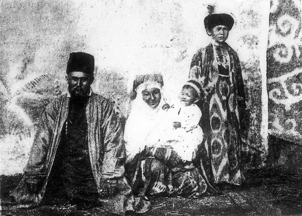 Этнографические фотографии кыргызов в начале прошлого века - Sputnik Кыргызстан