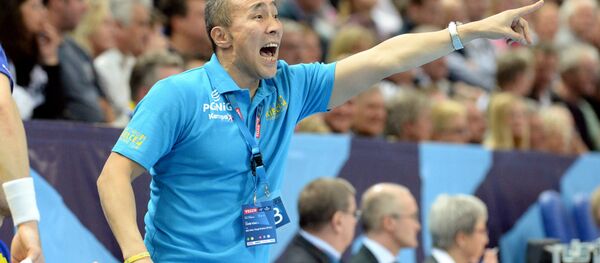 Тренер польской команды по гандболу Талант Дуйшебаев. Архивное фото - Sputnik Кыргызстан