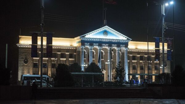 Фасад здания мэрии города Бишкек в ночное время. Архивное фото - Sputnik Кыргызстан