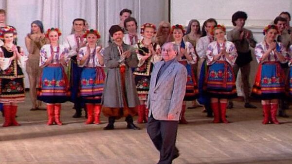 Игорь Моисеев и его детище - легендарный ансамбль народного танца. Архив - Sputnik Кыргызстан