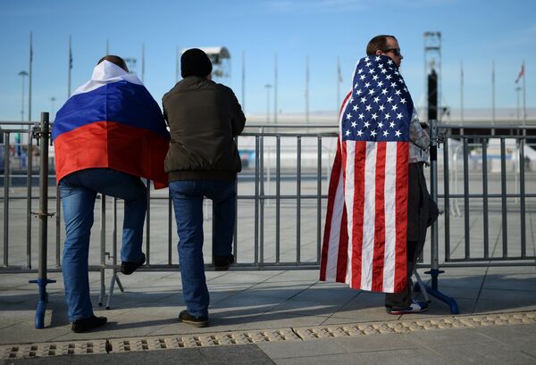 Болельщики с флагами России и США. Архивное фото - Sputnik Кыргызстан