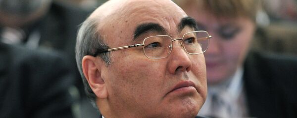 Кыргызстандын биринчи президенти Аскар Акаев. Архив Кыргызстандын биринчи президенти Аскар Акаев. Архив - Sputnik Кыргызстан