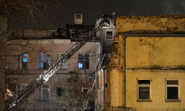 Пожар на швейном предприятии на востоке Москвы - Sputnik Кыргызстан
