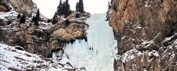 Ледяные водопады Кыргызстана. Архивное фото - Sputnik Кыргызстан