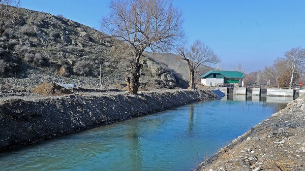 Араван районундагы Ак-Буура — Араван каналы. - Sputnik Кыргызстан